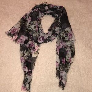 Women’s floral scarf